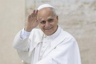 Le pape s'adresse aux diplomates